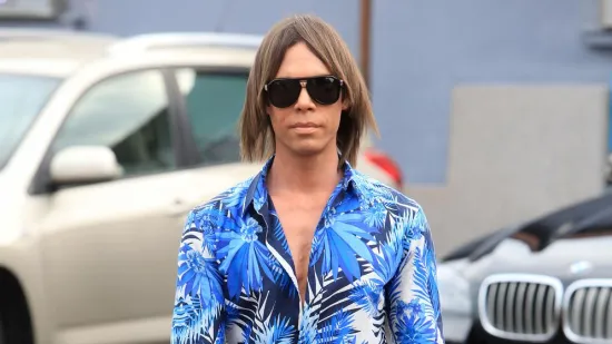 Modni mačak privlači poglede: Donosimo njegove najikoničnije kombinacije