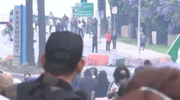 Garda na ulicama Amerike, pale se aute, koriste gumeni meci