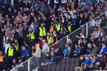 Kvalifikacijska večer u sjeni prekida: Finska slavila, ali brige ostaju na tribinama