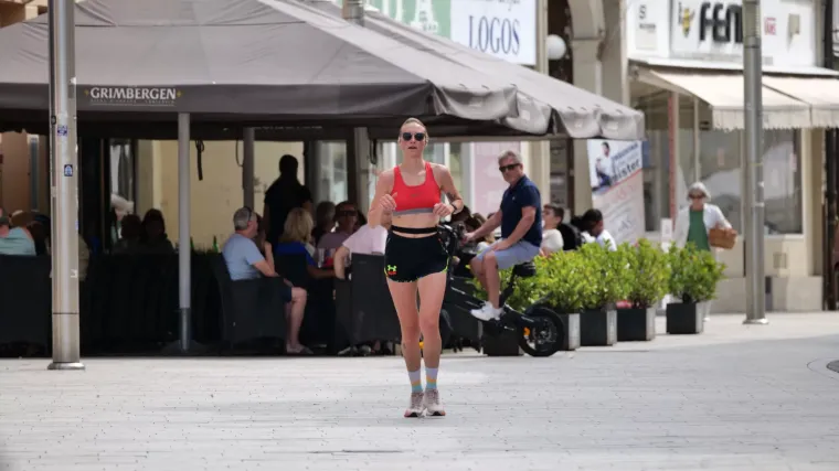 Dok su neki lagano &scaron;etali, ona je trčala: Malo tko nije primijetio atraktivnu sporta&scaron;icu