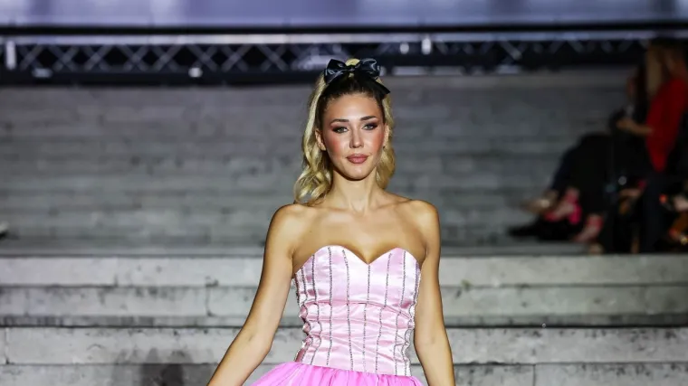 Ljepotice okupirale Rijeku: Pogledajte koje su biv&scaron;e hrvatske missice nosile 17 revija