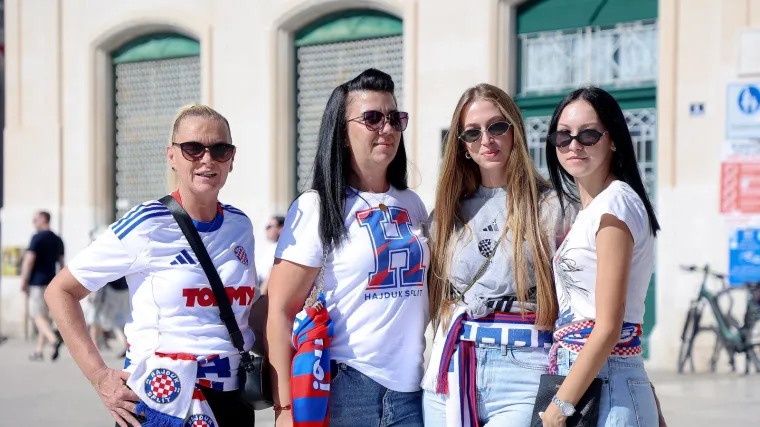 Vatrene navijačice podržale su svoj klub tijekom velikog derbija: Na tribinama se na&scaron;ao i &Scaron;ime Elez