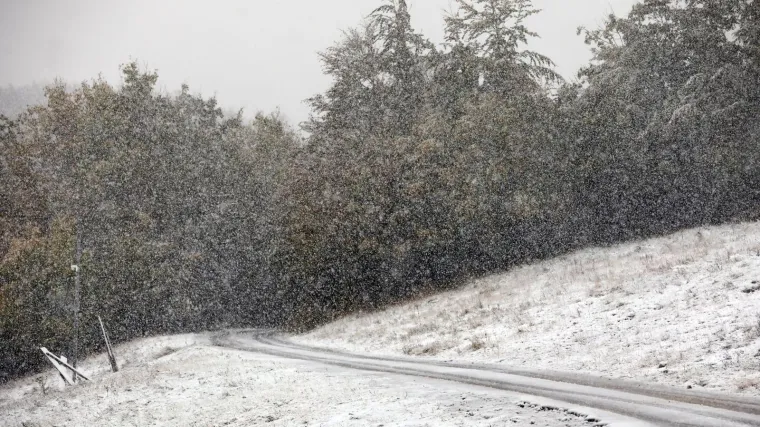 Prvi snijeg zabijelo Platak: Te&scaron;ko je vjerovati da su ovo jesenski prizori
