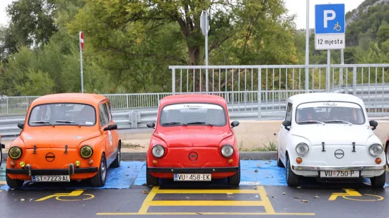 Ovo se ne viđa svaki dan! Fićeki preplavili Skradin: Ma pogledajte samo te male neodoljive legendice