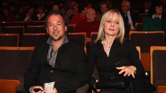 Tko je Gibonnijeva supruga? Zajedno su od djetinjstva, a na početku mu je ona plaćala račune