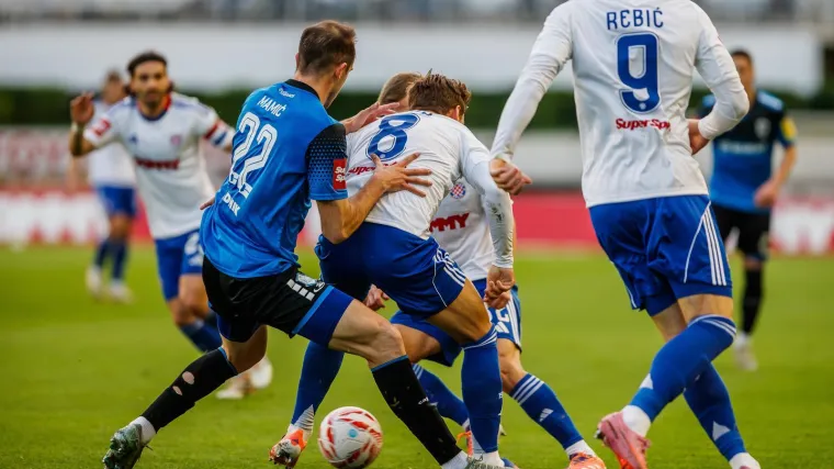 Evo kako je izgledala bespo&scaron;tedna borba na Poljudu i kome je upućena dirljiva poruka s tribina