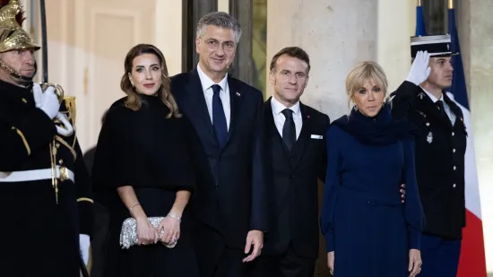 Ana Maslać Plenković izdominirala: Premijerova supruga Francuzima održala modnu lekciju