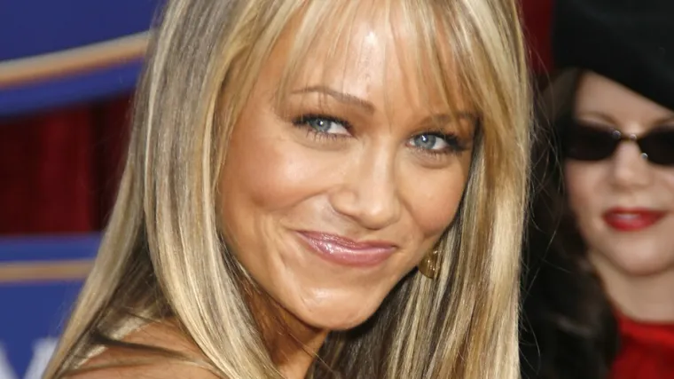 Sjećate se seksipilne Bonnie iz 'Prijatelja'? Danas blista u braku s Benom Stillerom