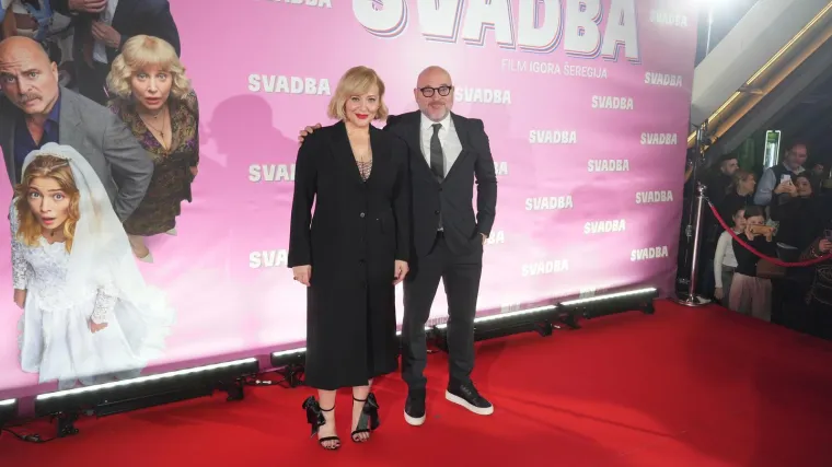I u Srbiji potpuno ludilo: Evo koje zvijezde su se pojavile na premijeri hit filma 'Svadba'