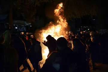 Optužbe za korupciju izazvale sukobe između policije i prosvjednika: 'Rami su dani odbrojani'