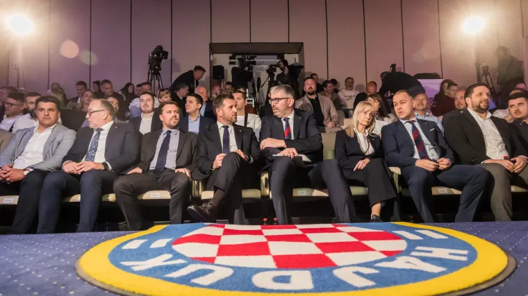 Otkriveno kako bi trebao izgledati novi stadion Hajduka: Kako vam se sviđa?